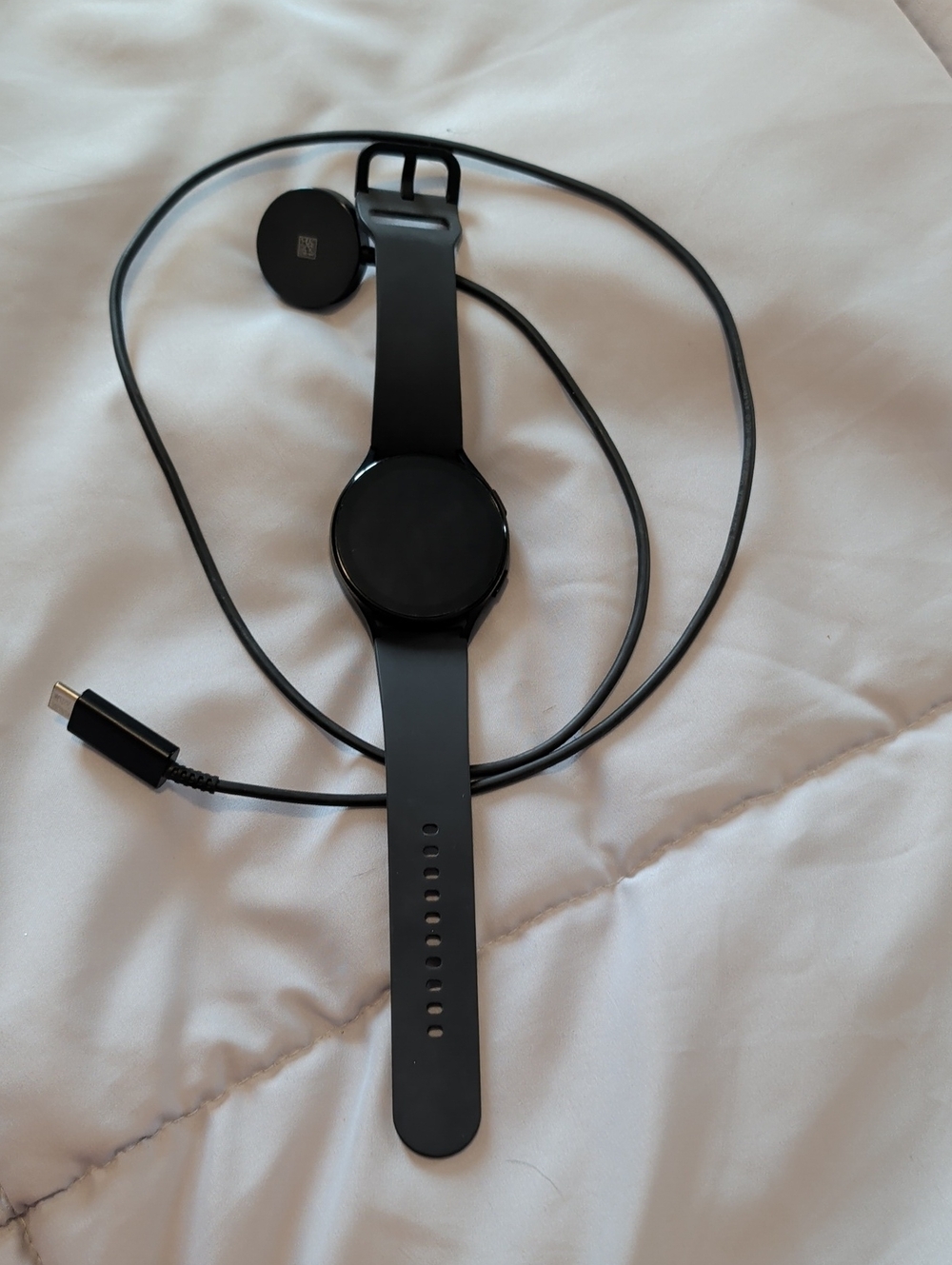 Galaxy Watch 5 (Includes Wireless Charger)